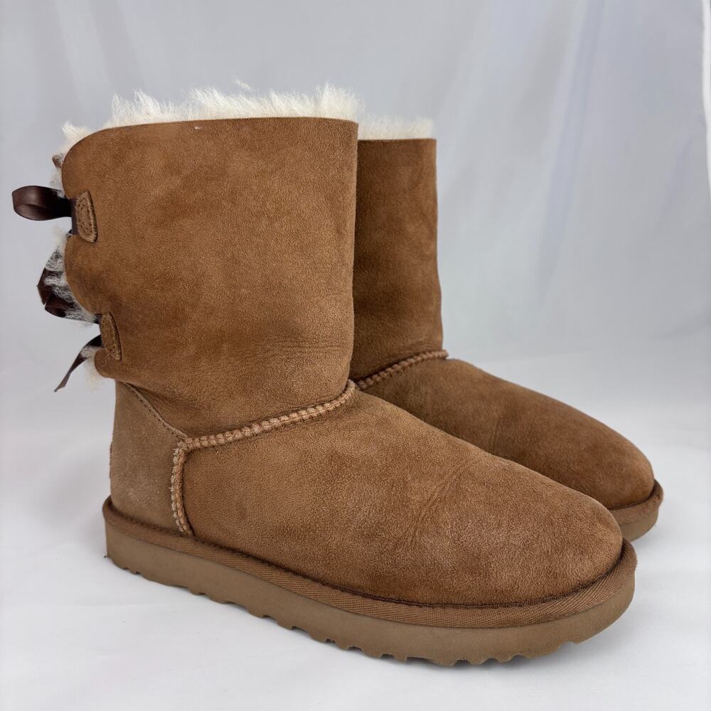 UGG Boots S/N 1016225 BAILEY BOW II Chestnut Women’s Size 6 US Classic